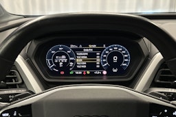 musta Audi Q4 e-tron 2024 kuva 16.