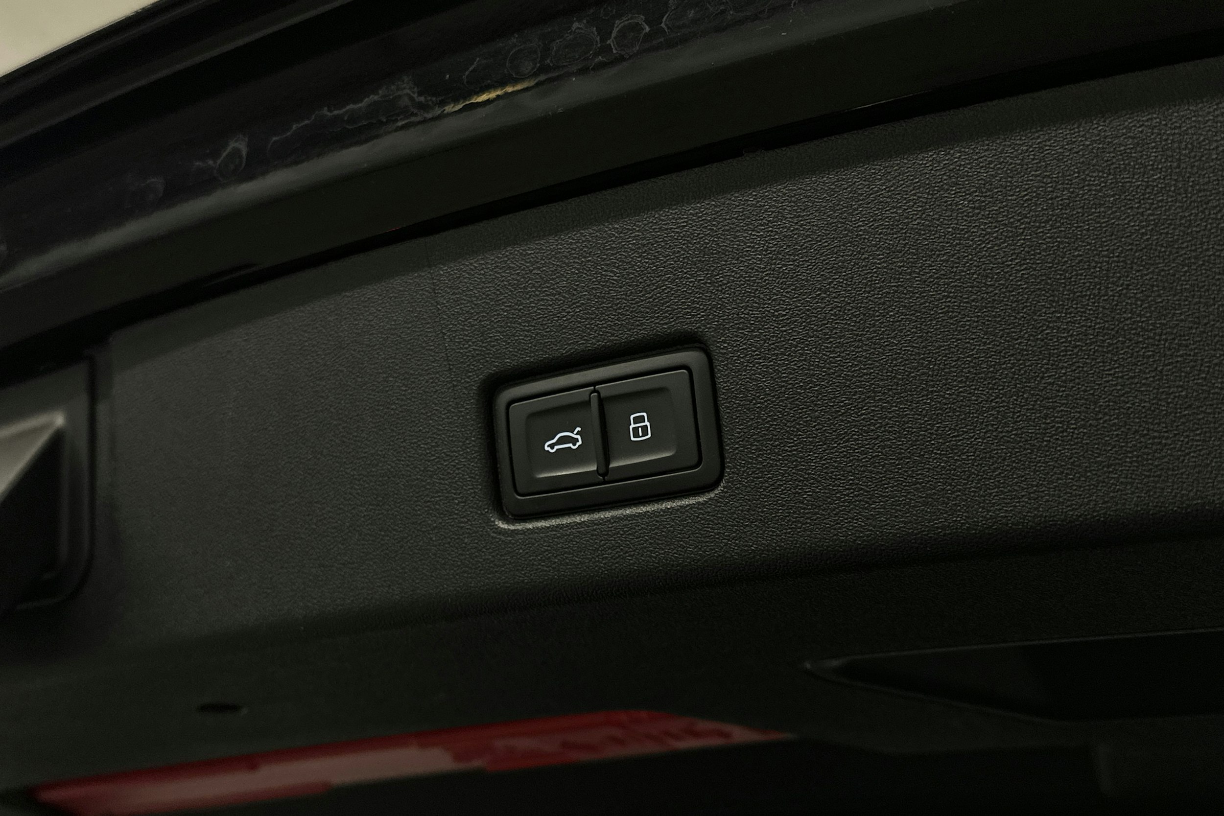 musta Audi Q4 e-tron 2024 kuva 27.