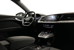 harmaa Audi Q4 e-tron 2024 kuva 9.