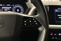 harmaa Audi Q4 e-tron 2024 kuva 15.