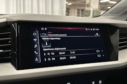 harmaa Audi Q4 e-tron 2024 kuva 19.