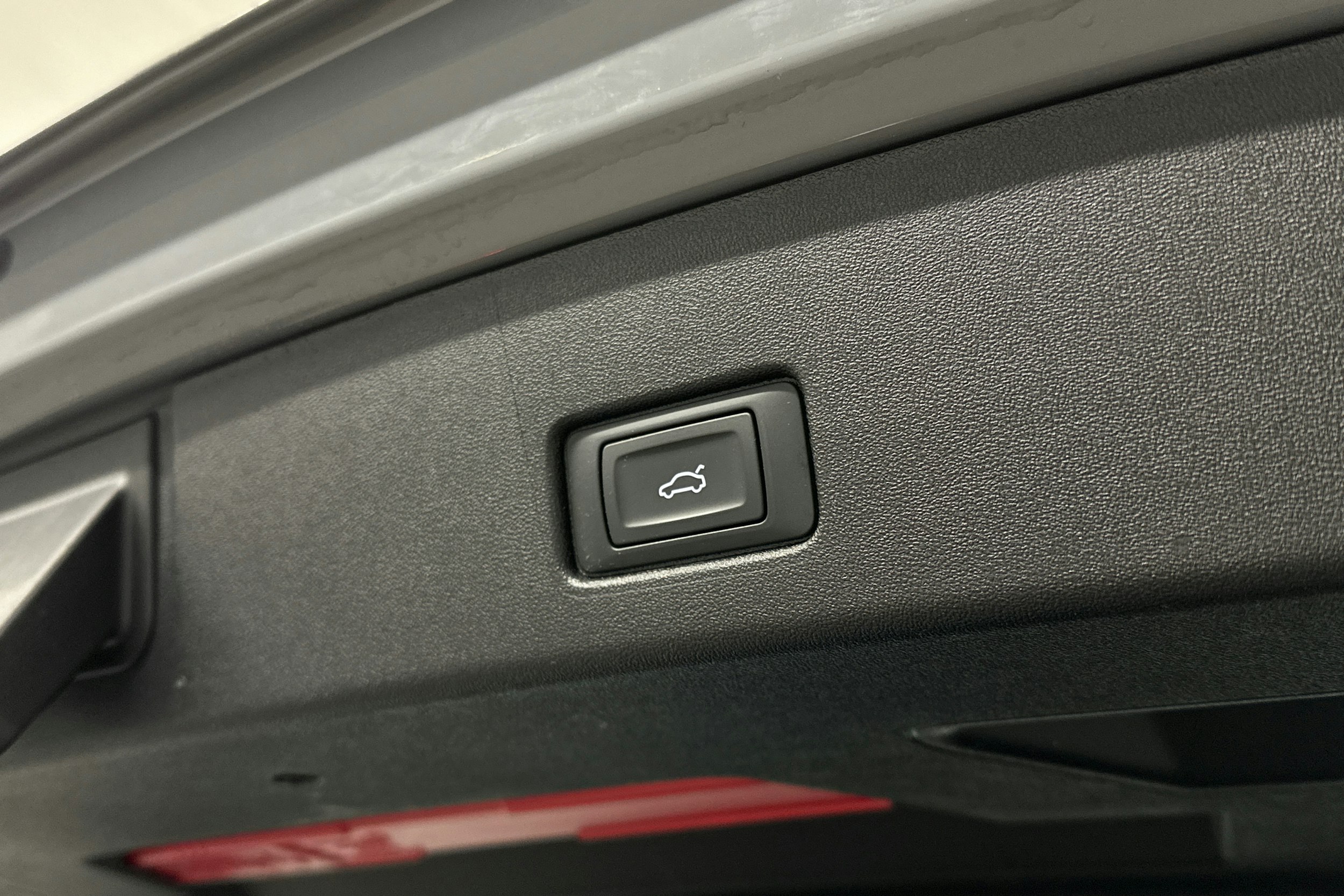 harmaa Audi Q4 e-tron 2024 kuva 26.