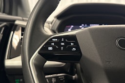 harmaa Audi Q4 e-tron 2024 kuva 14.