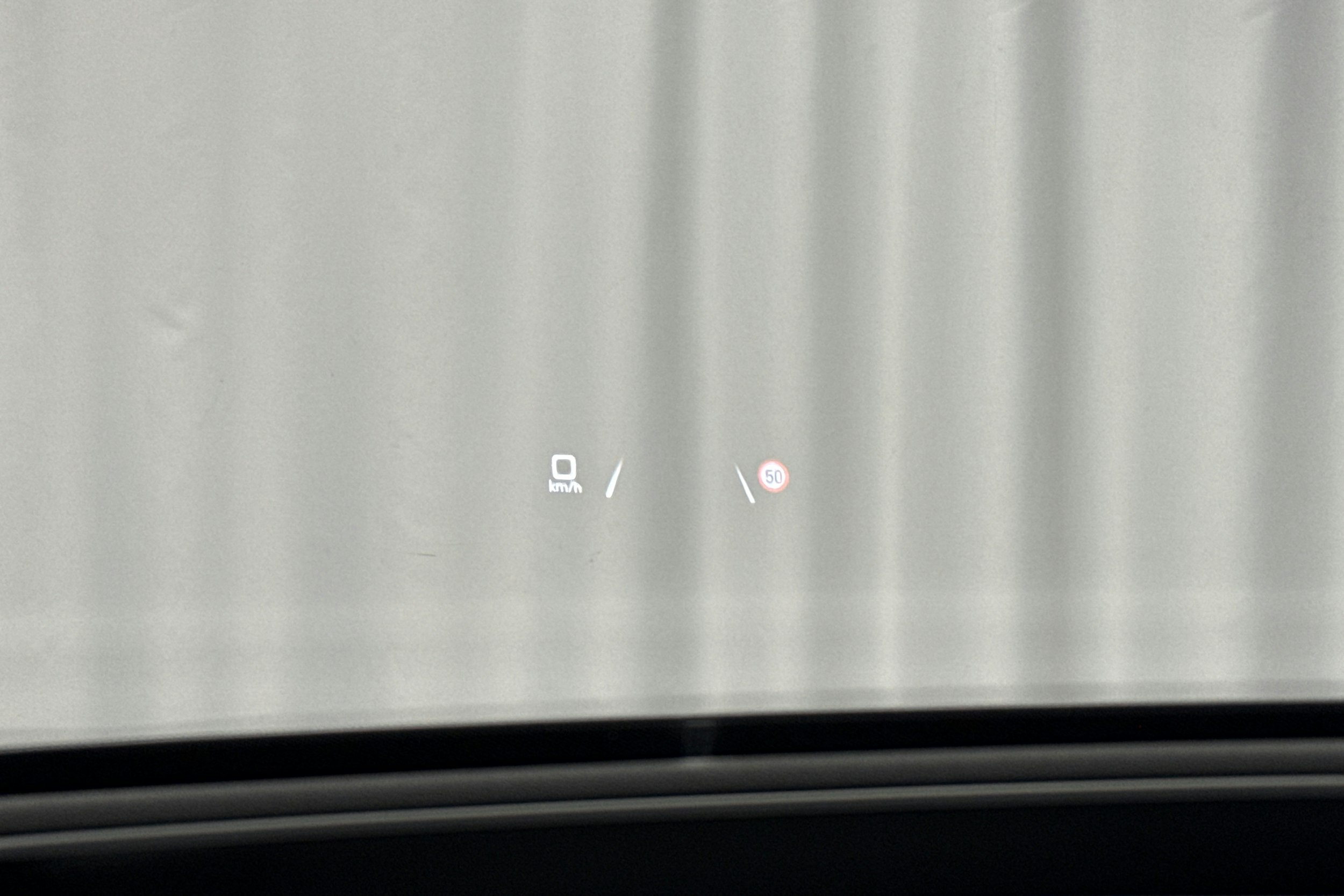 harmaa Audi Q4 e-tron 2024 kuva 17.