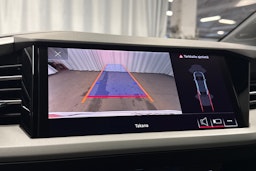 harmaa Audi Q4 e-tron 2024 kuva 20.