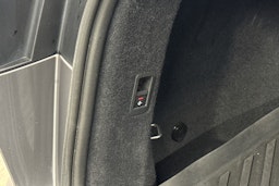 harmaa Audi Q4 e-tron 2024 kuva 30.