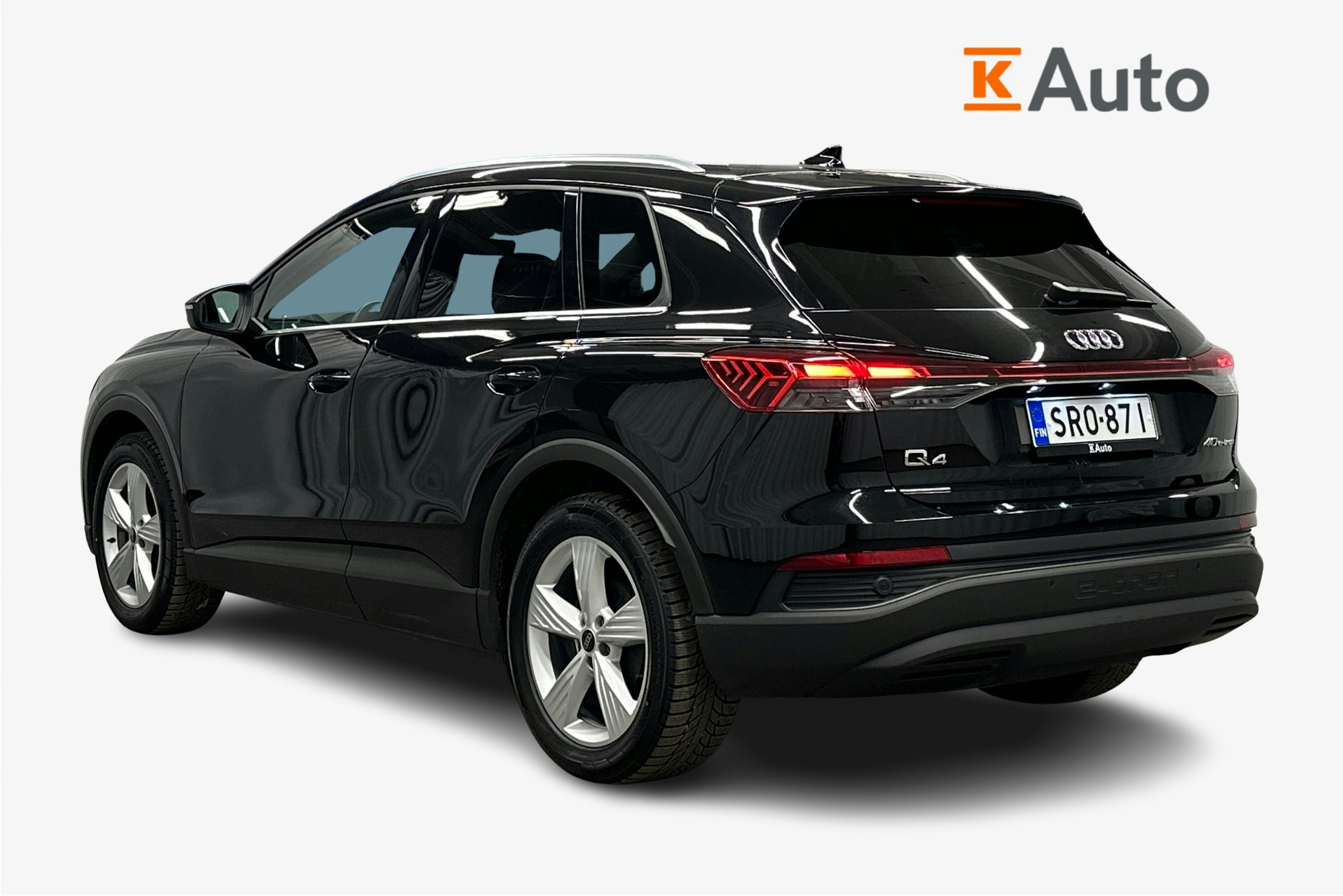 musta Audi Q4 e-tron 2024 kuva 2.
