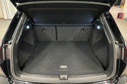 musta Audi Q4 e-tron 2024 kuva 14.
