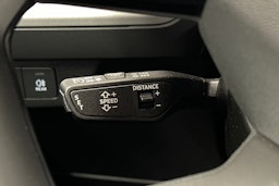 musta Audi Q4 e-tron 2024 kuva 22.