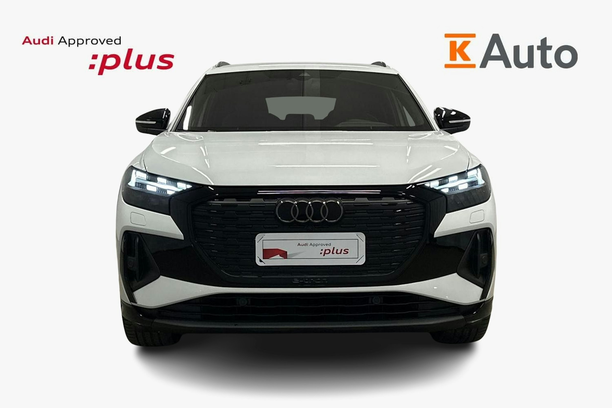 valkoinen Audi Q4 e-tron 2024 kuva 5.