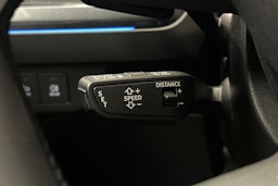 valkoinen Audi Q4 e-tron 2024 kuva 17.