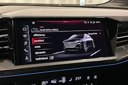 valkoinen Audi Q4 e-tron 2024 kuva 21.