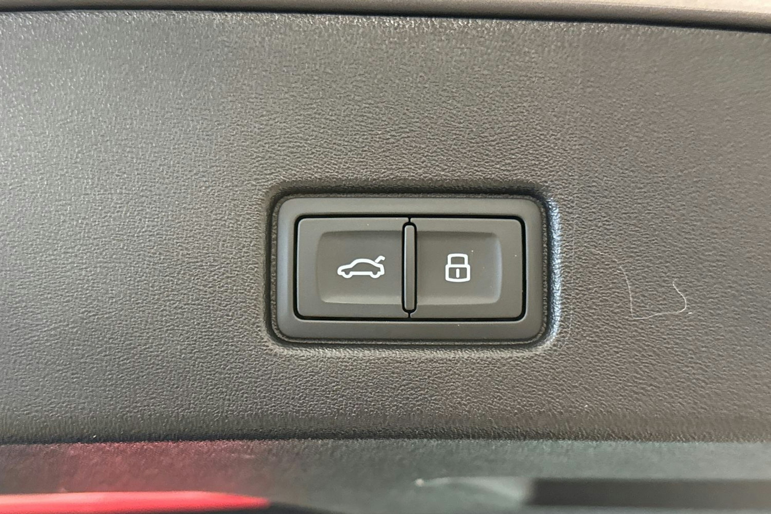 harmaa Audi Q4 e-tron 2024 kuva 15.