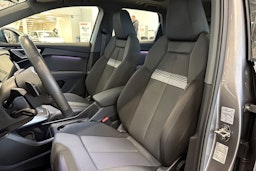 harmaa Audi Q4 e-tron 2024 kuva 19.