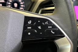 harmaa Audi Q4 e-tron 2024 kuva 24.