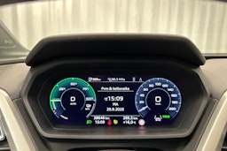 musta Audi Q4 e-tron 2024 kuva 13.