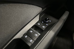musta Audi Q4 e-tron 2024 kuva 15.