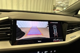 musta Audi Q4 e-tron 2024 kuva 16.