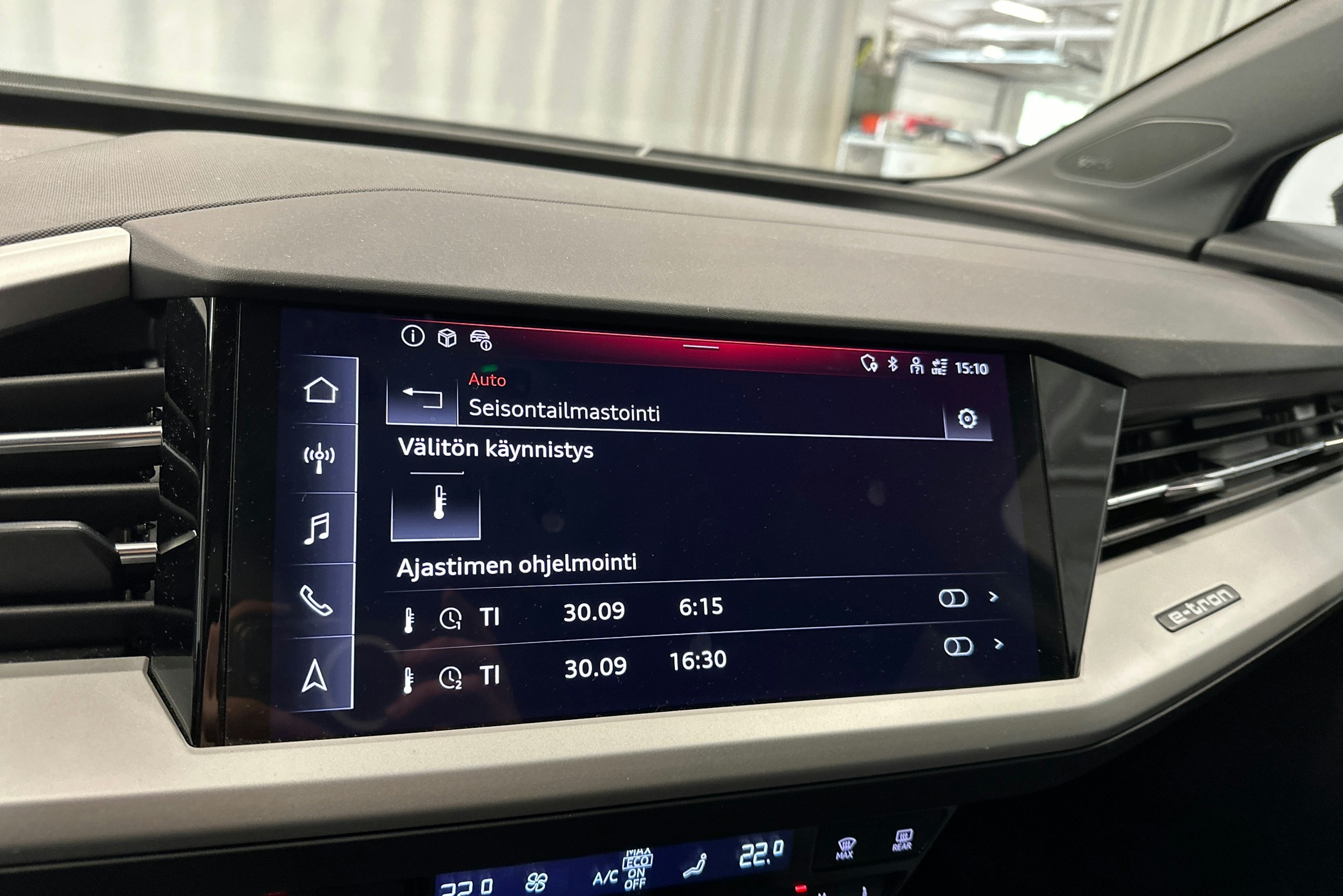 musta Audi Q4 e-tron 2024 kuva 19.