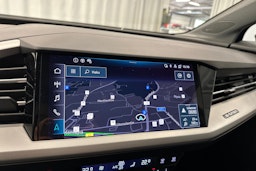 musta Audi Q4 e-tron 2024 kuva 22.