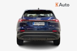 Sininen Audi Q4 e-tron 2024 kuva 3.