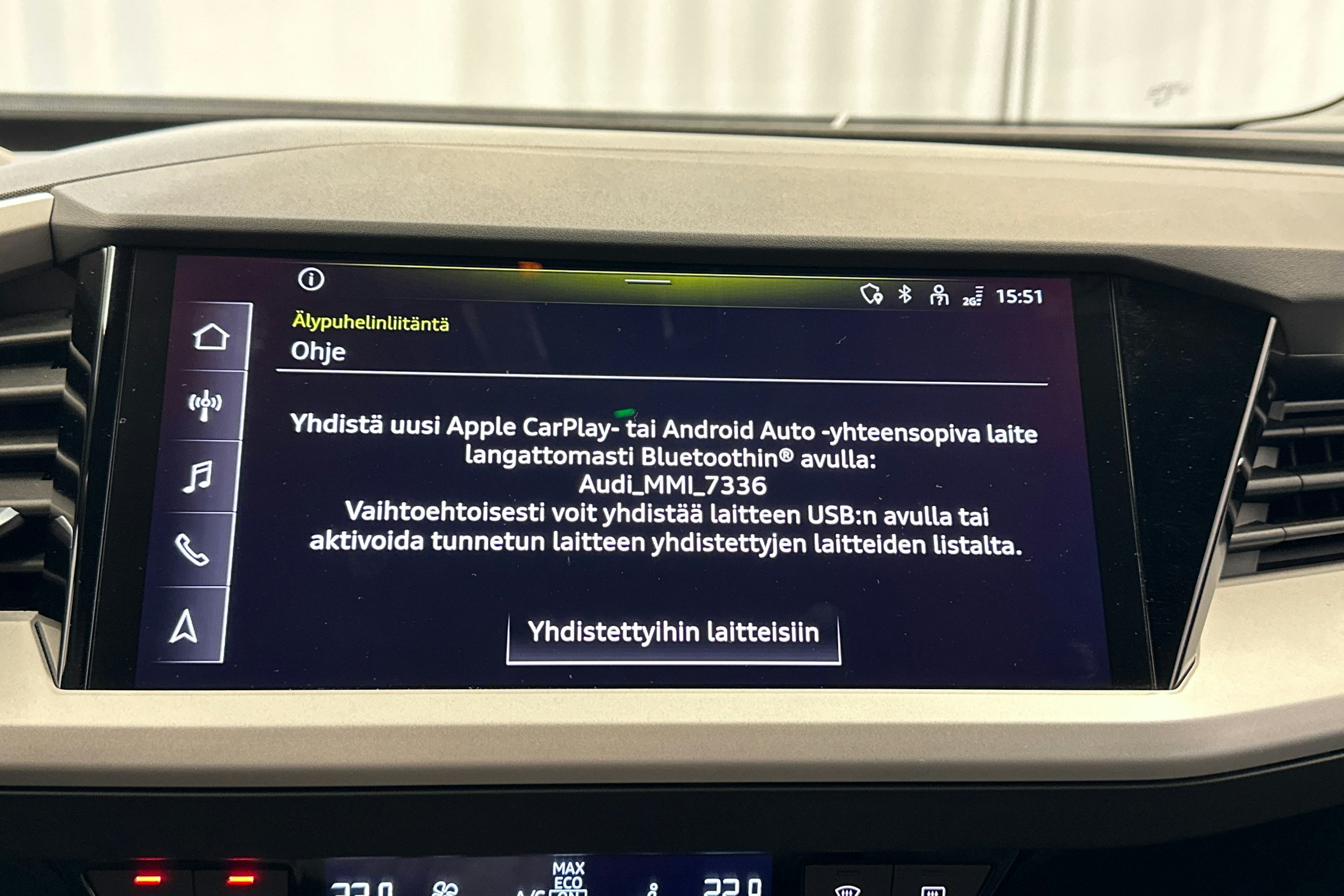 Sininen Audi Q4 e-tron 2024 kuva 21.