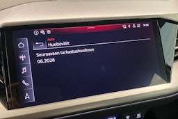 valkoinen Audi Q4 e-tron 2024 kuva 18.