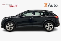 musta Audi Q4 e-tron 2024 kuva 5.