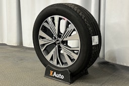 musta Audi Q4 e-tron 2024 kuva 10.