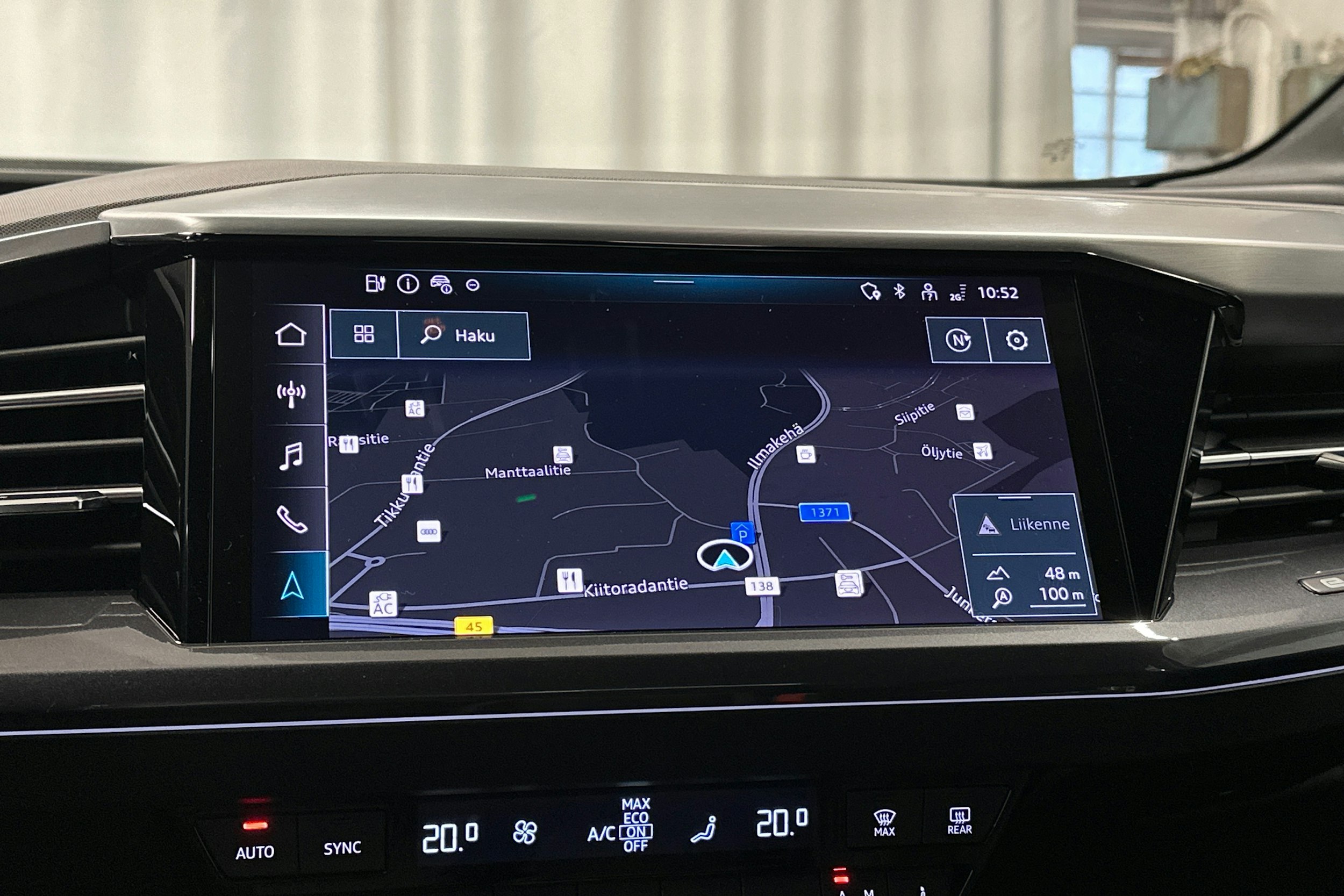 musta Audi Q4 e-tron 2024 kuva 21.