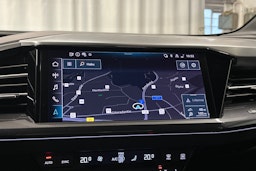 musta Audi Q4 e-tron 2024 kuva 21.