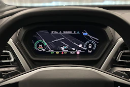 sininen Audi Q4 e-tron 2024 kuva 13.