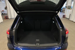 sininen Audi Q4 e-tron 2024 kuva 25.