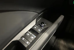 harmaa Audi Q4 e-tron 2024 kuva 14.