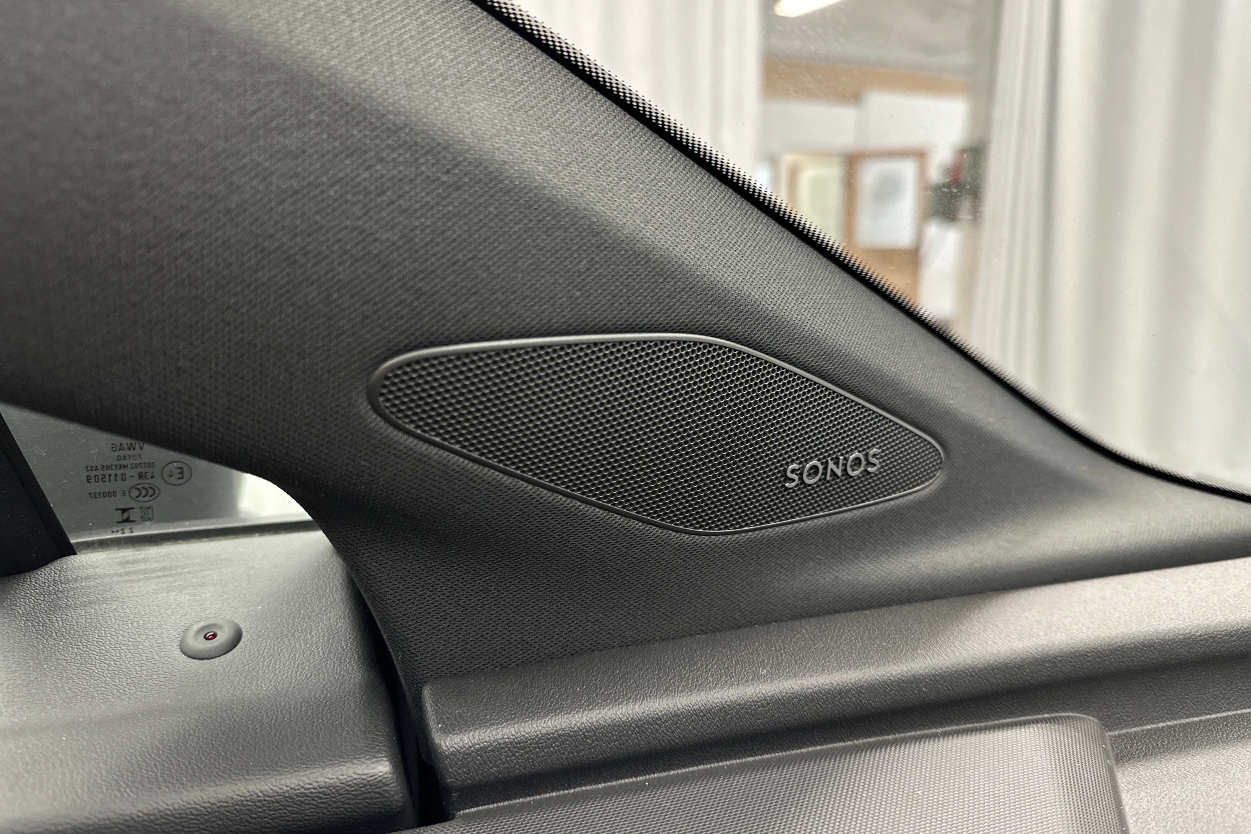 harmaa Audi Q4 e-tron 2024 kuva 15.