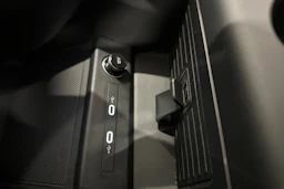 harmaa Audi Q4 e-tron 2024 kuva 24.