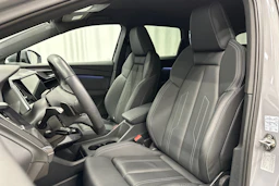 harmaa Audi Q4 e-tron 2024 kuva 25.