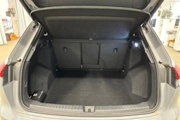 harmaa Audi Q4 e-tron 2024 kuva 26.