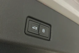 harmaa Audi Q4 e-tron 2024 kuva 12.