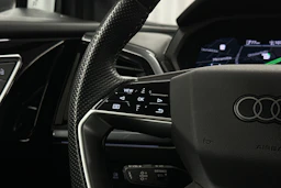 harmaa Audi Q4 e-tron 2024 kuva 17.