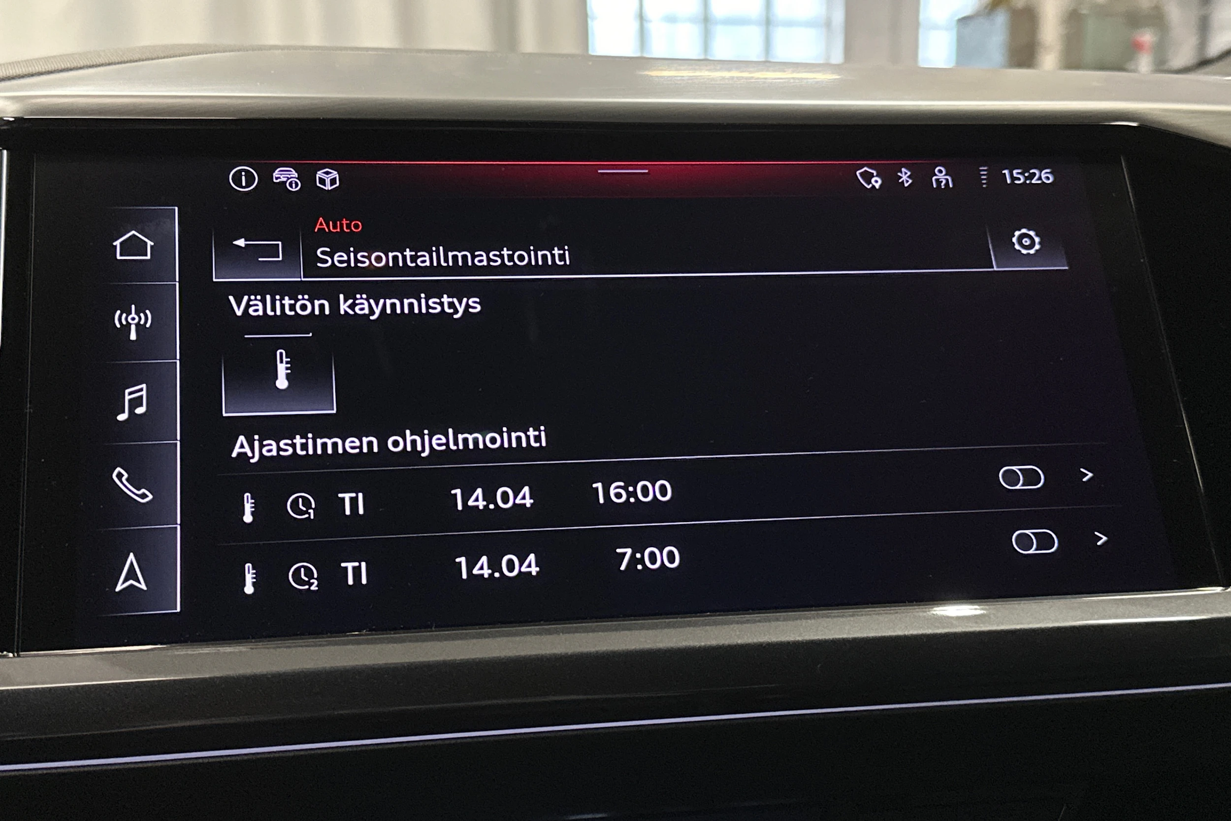 harmaa Audi Q4 e-tron 2024 kuva 23.