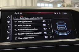 harmaa Audi Q4 e-tron 2024 kuva 25.