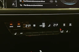 harmaa Audi Q4 e-tron 2024 kuva 28.