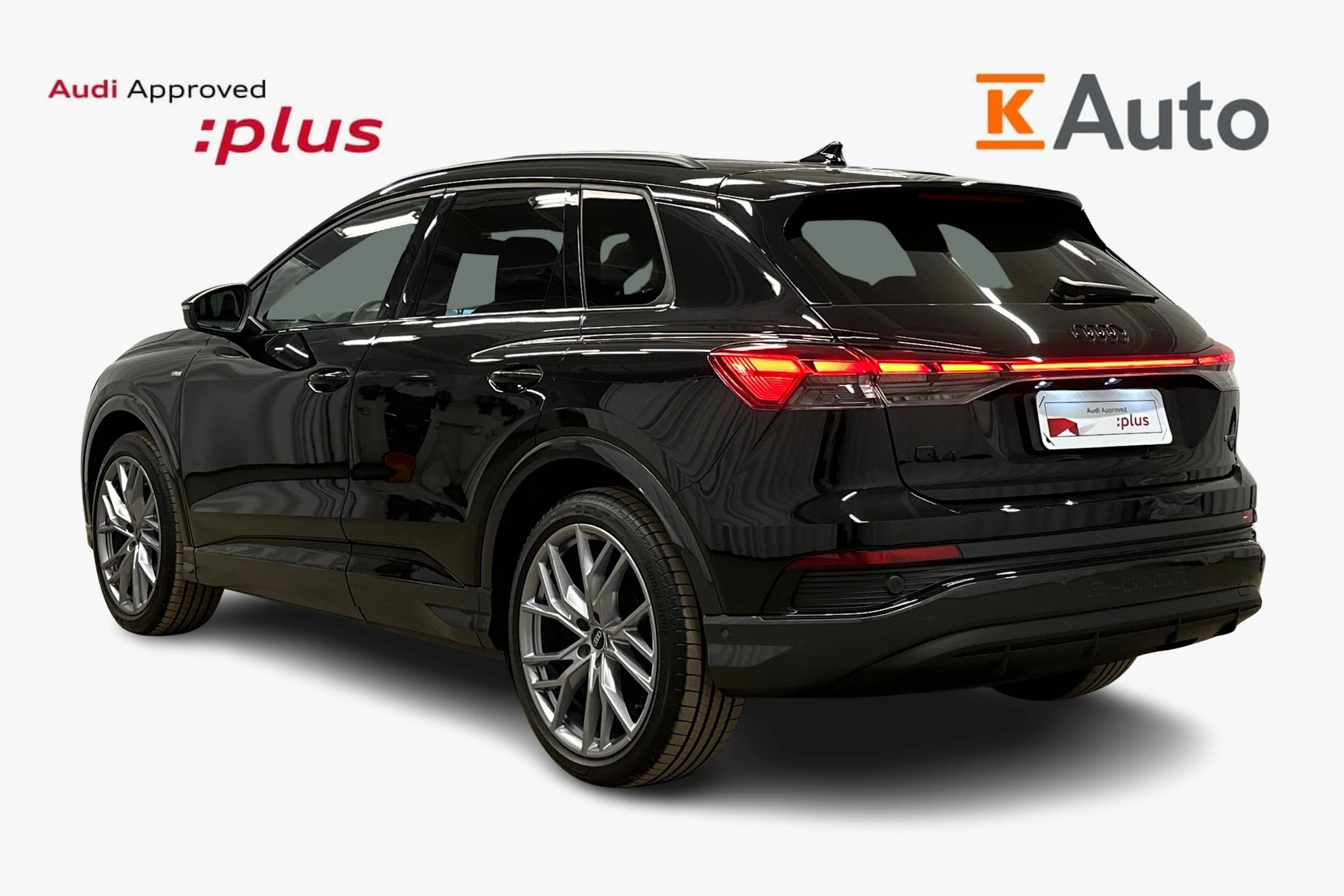 musta Audi Q4 e-tron 2024 kuva 2.