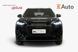musta Audi Q4 e-tron 2024 kuva 4.