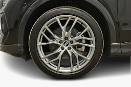 musta Audi Q4 e-tron 2024 kuva 9.