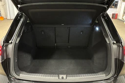 musta Audi Q4 e-tron 2024 kuva 11.