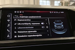 musta Audi Q4 e-tron 2024 kuva 24.