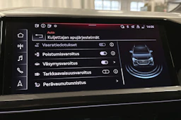 musta Audi Q4 e-tron 2024 kuva 26.