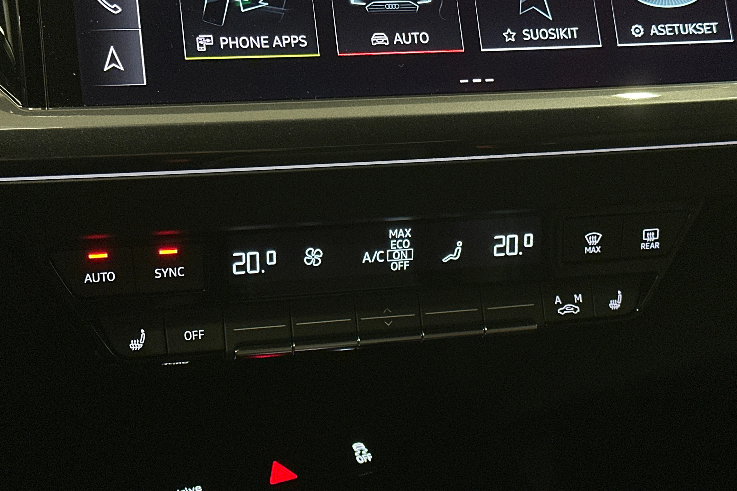 musta Audi Q4 e-tron 2024 kuva 28.